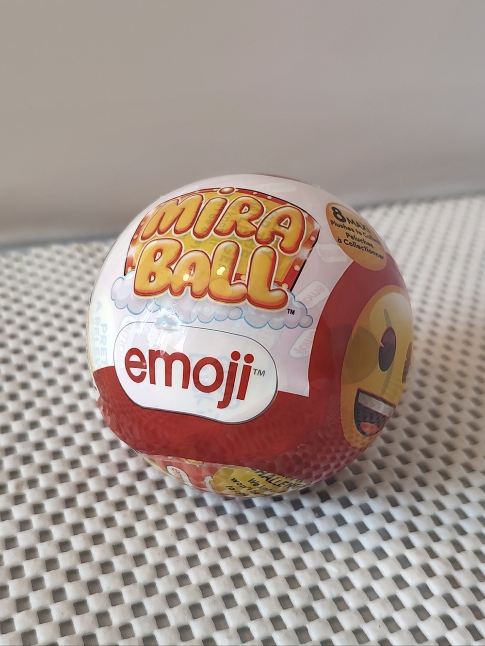 Emoji Miraball, Maxi Expandable Plush Toy, Mystery Collectible Plush